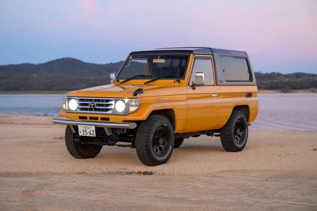 1993 Toyota Land Cruiser ZX